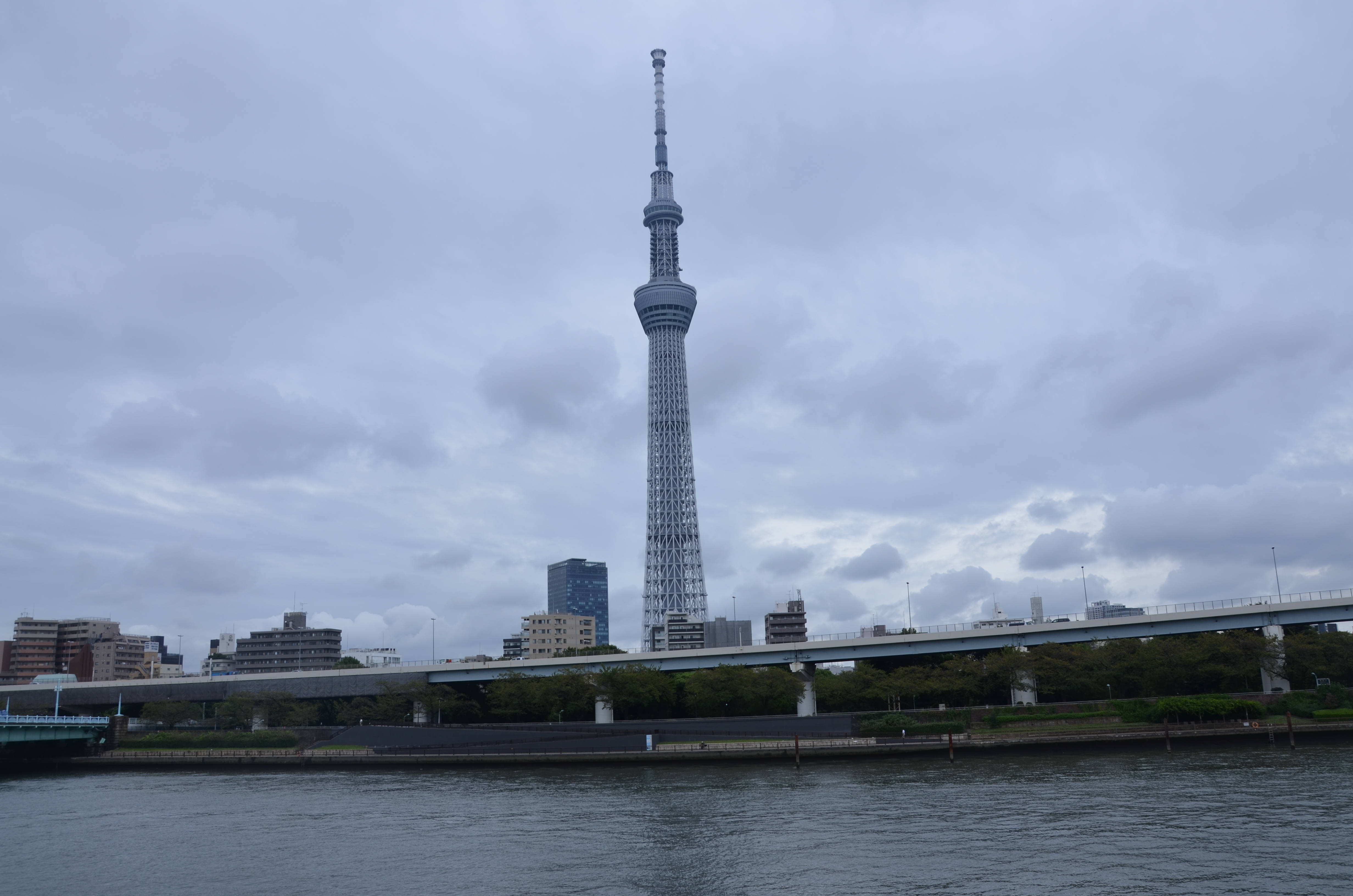 世界上最高的塔是哪个 东京晴空塔最高吗