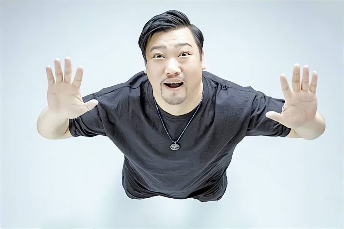 贾冰属于什么公司 贾冰有哪些团队成员