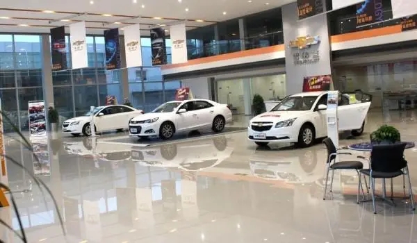 展厅车会便宜吗