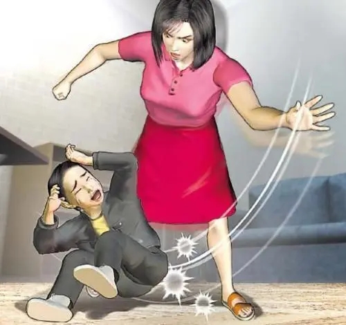 打女人的屁股犯法吗判几年