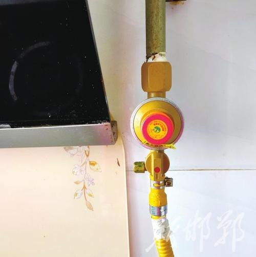 天然气自闭阀起什么作用
