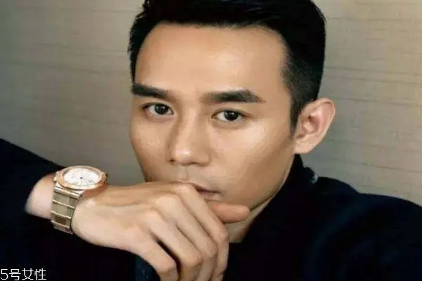 丹凤眼男生适合什么眉形