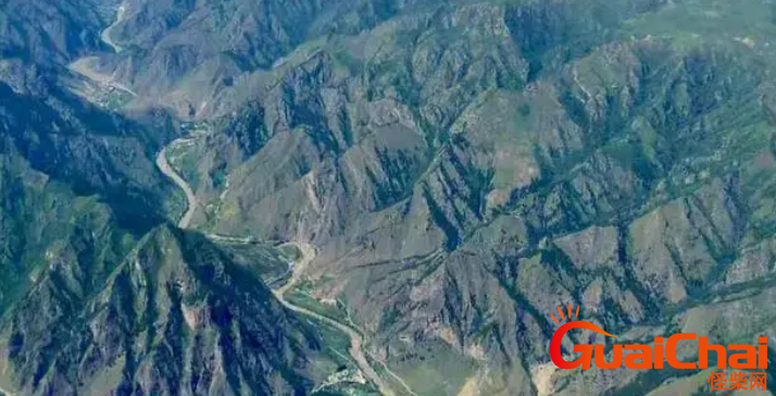 昆仑山脉在哪里？昆仑山有什么特点？