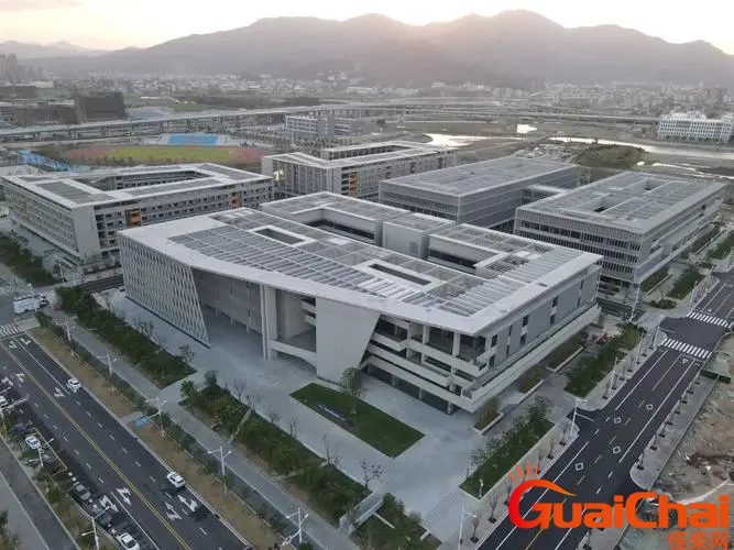 福耀科技大学地址在哪里?福耀大学属于985还是211?