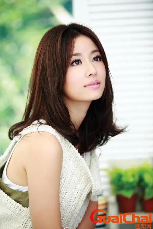 882504f294c81bceea8dd5d2bdb9f545_u=373892296,977826891&fm=253&fmt=auto&app=138&f=JPEG_w=500&h=750.webp