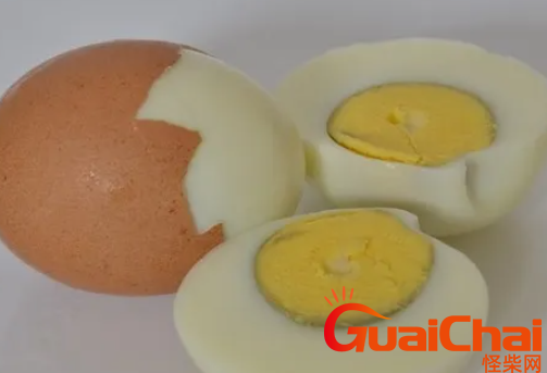 蛋黄的营养功效有哪些？吃鸡蛋怎样吃最营养？